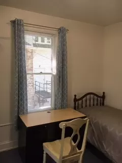 Single for Rent (104)