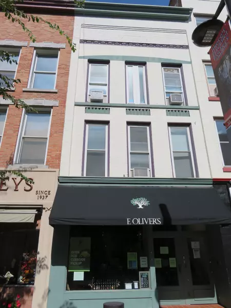Private 1-Bedroom on the Commons