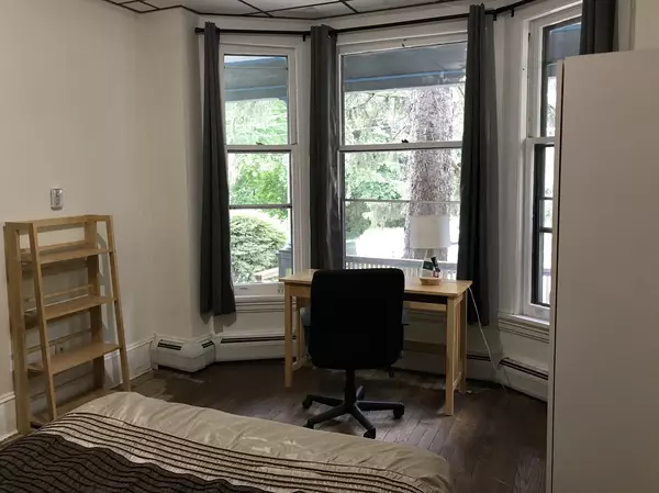 Private Room for Rent - 1 minute walk to Cornell