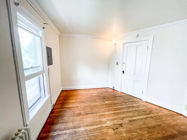 Bright, character-filled unfurnished 1BR apartment near Cornell