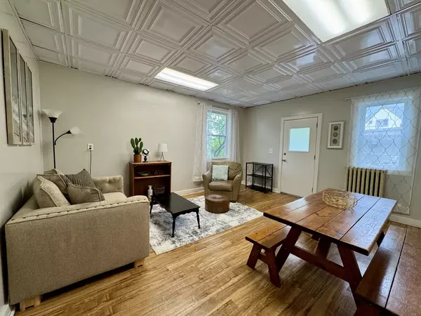 4-Bedroom Furnished Apartment on West Campus – Perfect for Students! 