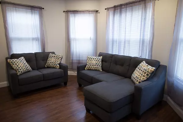 Beautiful 6 Bdrm House near Cornell & Downtown Ithaca