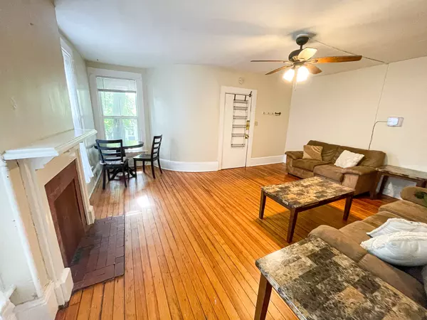 Spacious 2BR. 12-min Walk to Cornell. Pet-Friendly.Available August 1st