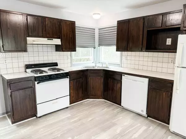 $1,800 / 3br - Spacious 2bedroom with Bonus room! (Freeville)