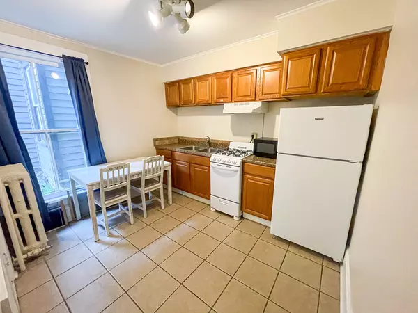 Adorable Furnished Studio Apt Avail August '26. Walk to Cornell in 12min.