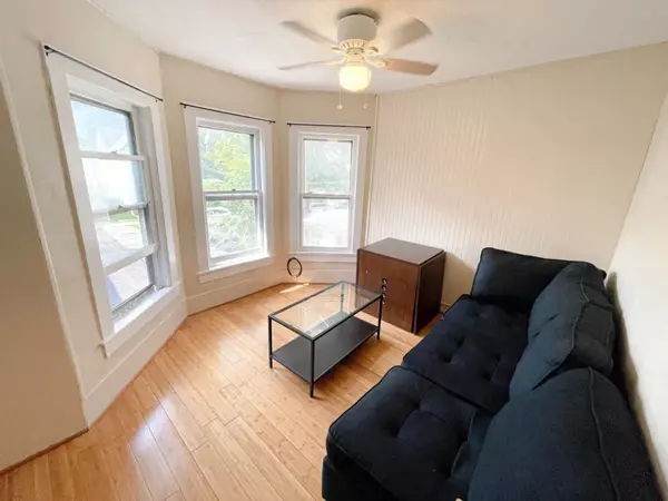 Cute Furnished 1 BR Apt in Fall Creek that is Closest to Cornell