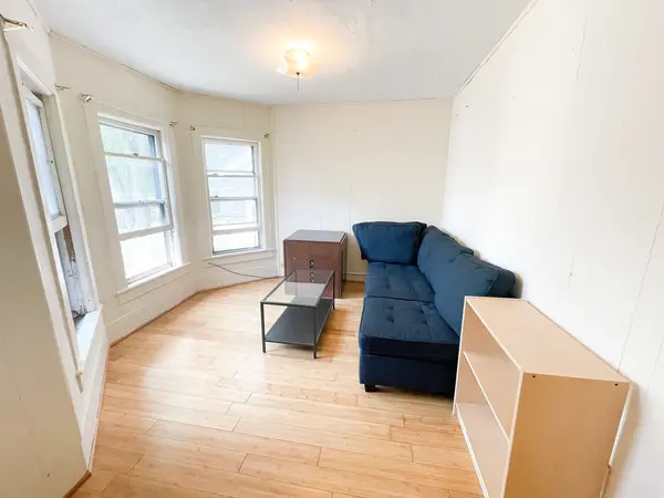 Cute Furnished 1 BR Apt in Fall Creek that is Closest to Cornell