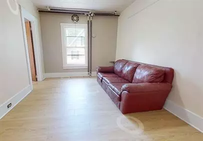 Quiet 1BR Walk to Cornell – Furnished Option Available! Unit B