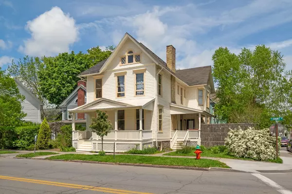 Sunny downtown apartment, near bus stop.