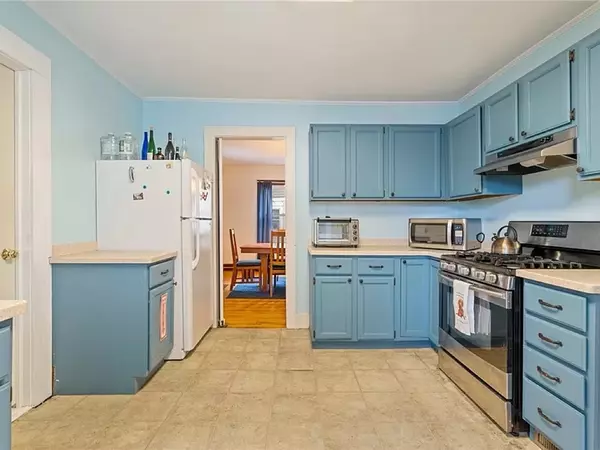 4 Bed / 2 Bath House for Rent – 312 Elwood Ave (Prime Cornell Location