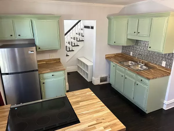 Grad Student Duplex Apartment