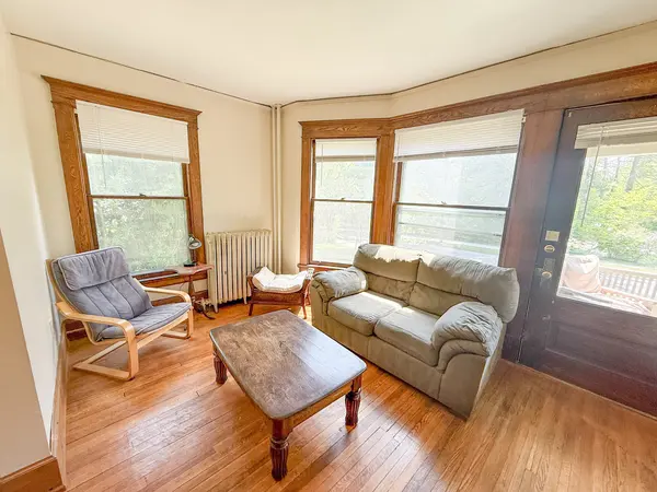 Gorgeous 4 Bdrm 2 Bath Furnished Apt Just a 10 Minute Walk to Cornell