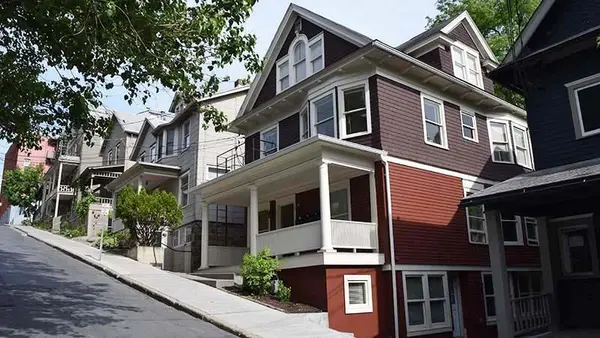 Beautiful and bright 1 bed apartment in great location