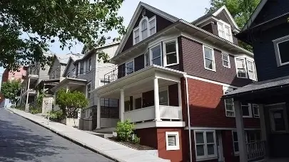 Great Studio with a large kitchen in a great location