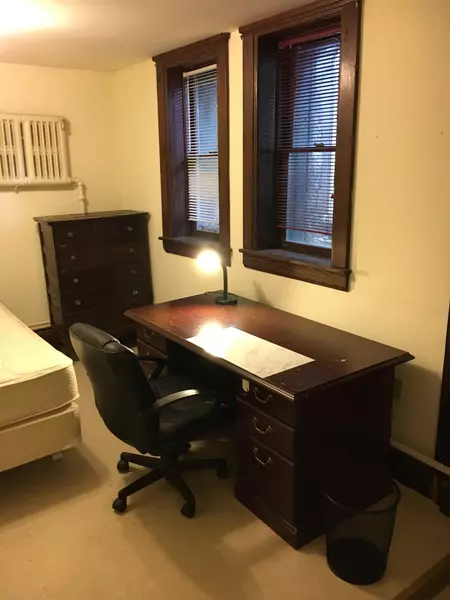 Room  available in 3 bedroom apartment in Central Collegetown 3 min walk to Cornell 243 Linden Ave.